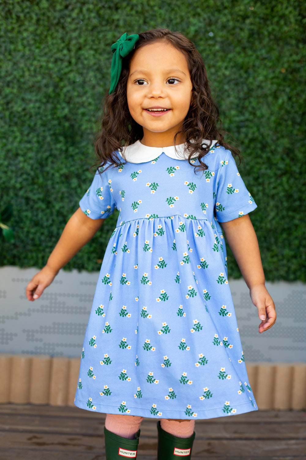 Clover Oversized Bow