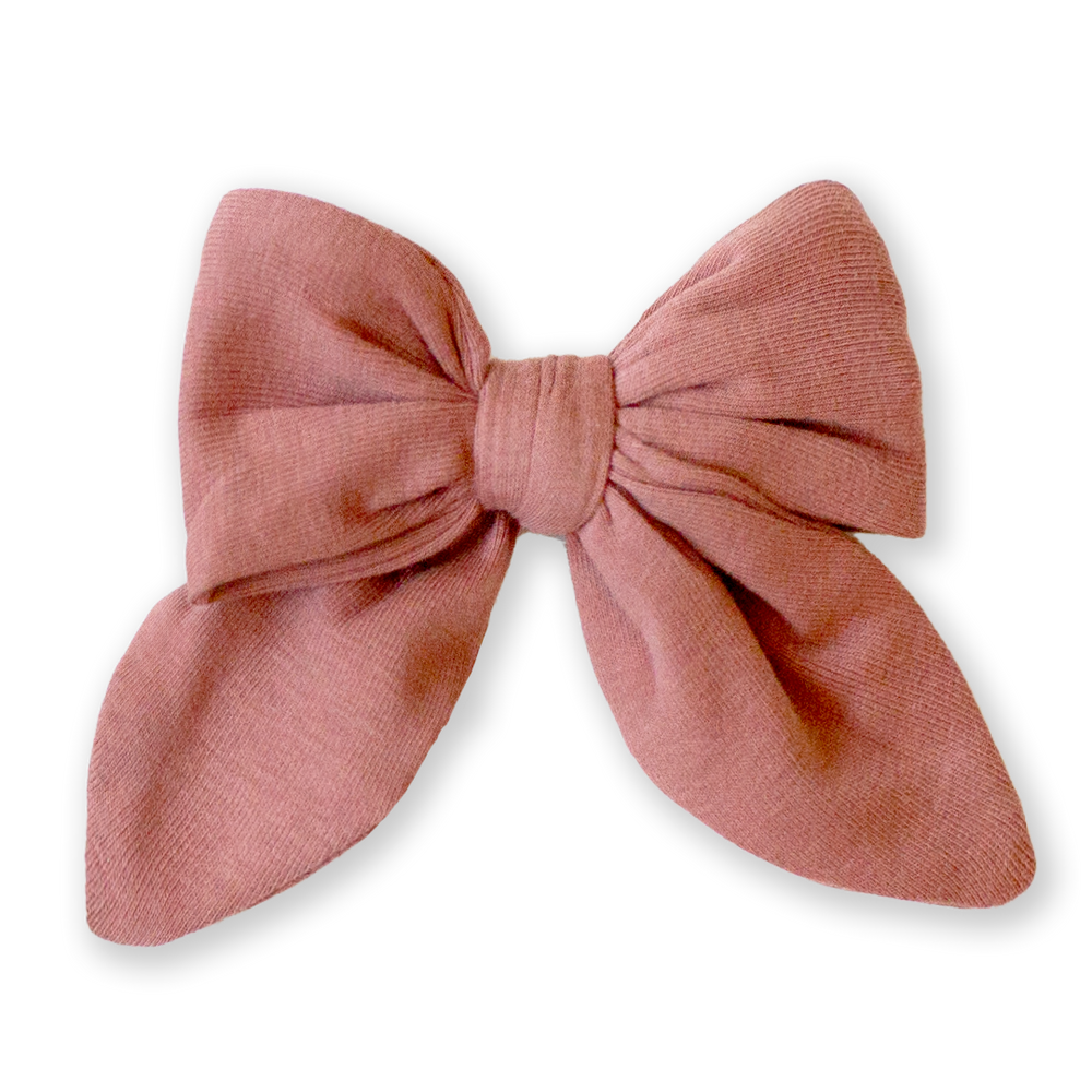 Hazelnut Bow