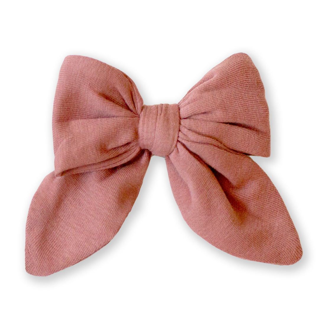 Hazelnut Bow